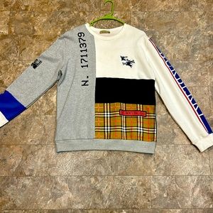 Burberry sweater